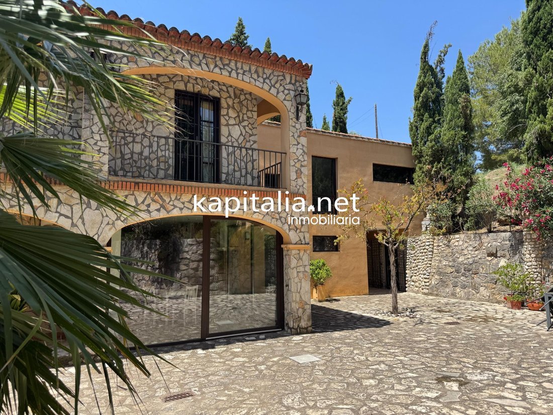 Villa in Xativa, Valencian Community, Spain 1 - 18225843