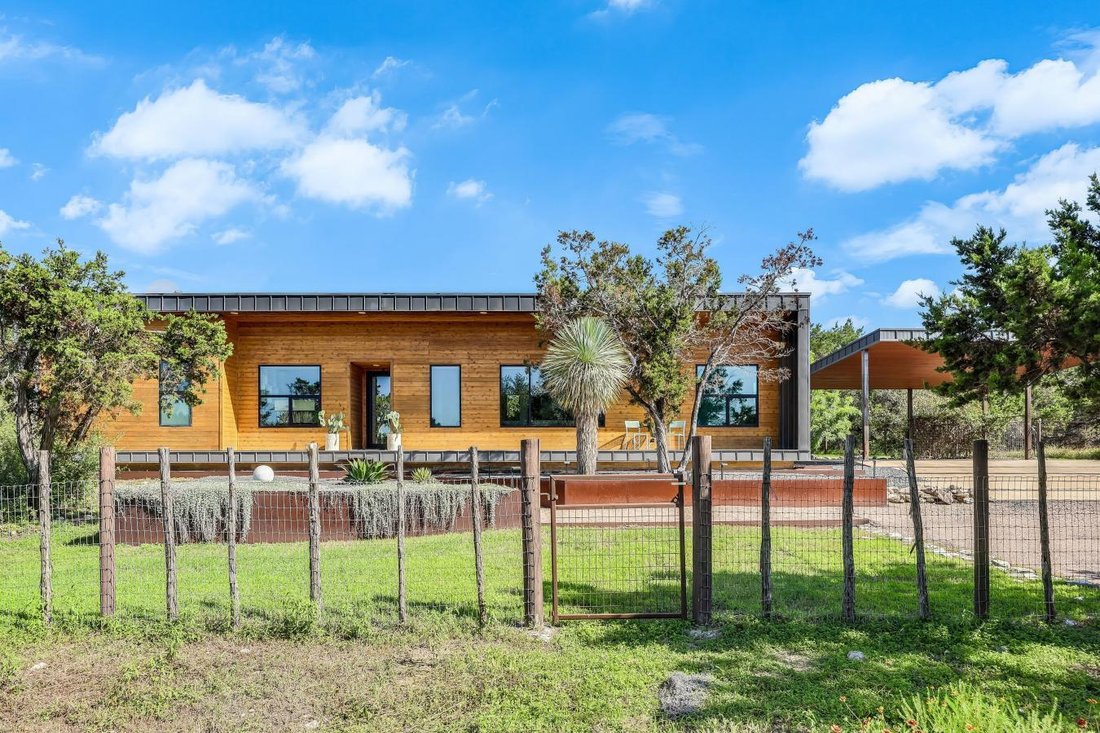 House in Austin, Texas, United States 1 - 18230973