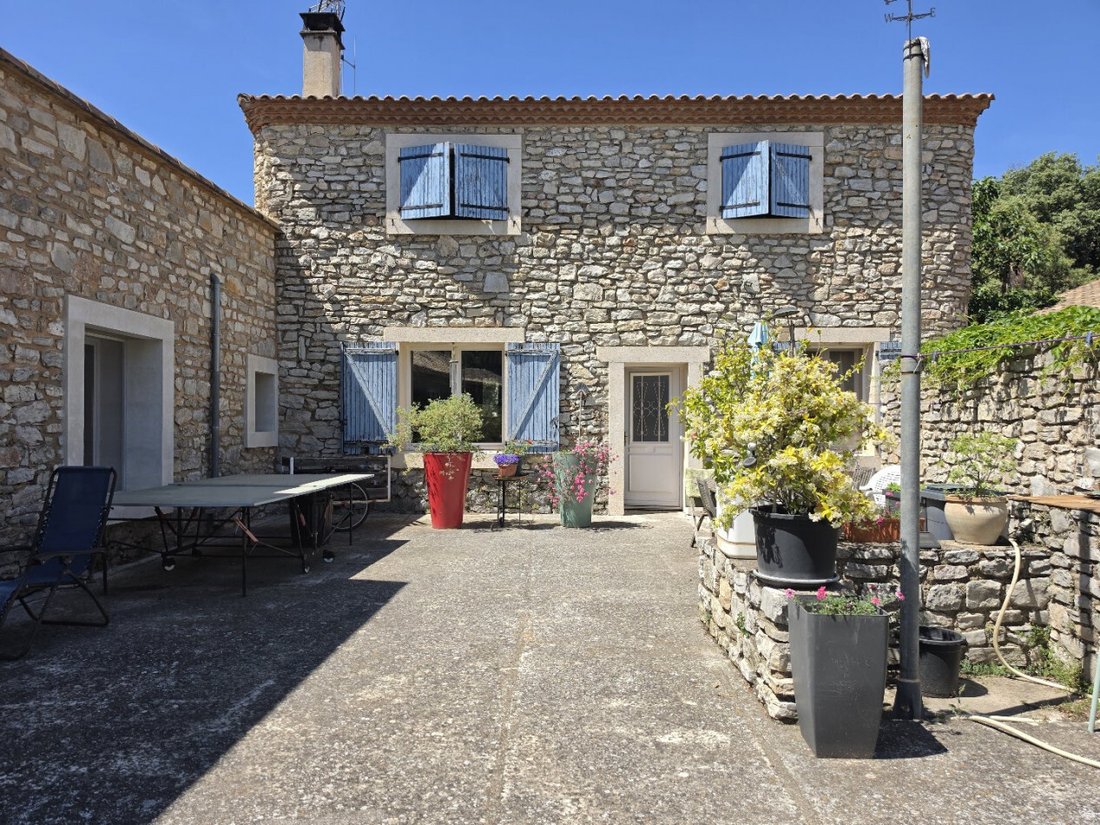 Estate in Saint-Martin-de-Londres, Occitania, France 2 - 18226116