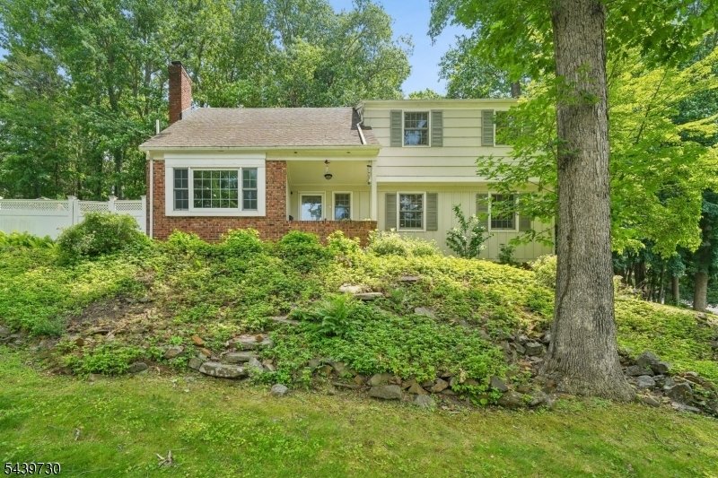 House in Berkeley Heights, New Jersey, United States 1 - 18229058