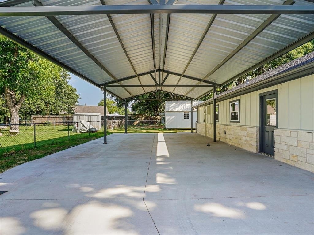 House in Granbury, Texas, United States 4 - 18232156