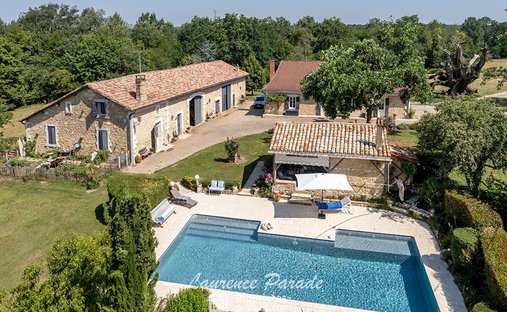 Villa in Beauronne, Nouvelle-Aquitaine, France 1