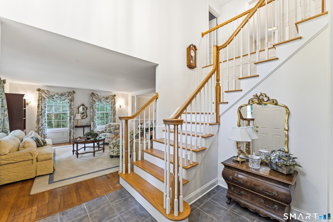 House in Newtown, Connecticut, United States 3 - 18225816