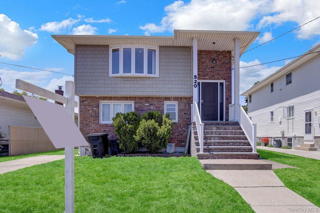 House in Elmont, New York, United States 3 - 18226904