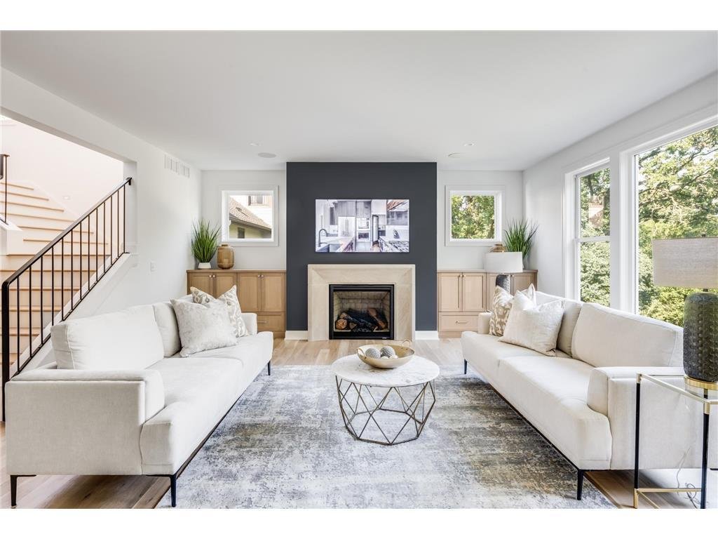 House in Lakeville, Minnesota, United States 2 - 16271095