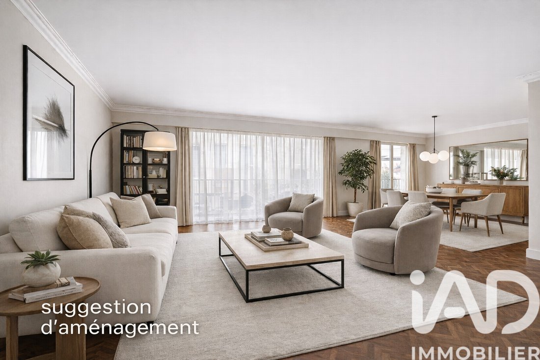 Apartment in Montreuil, Versailles, France 2 - 17903545