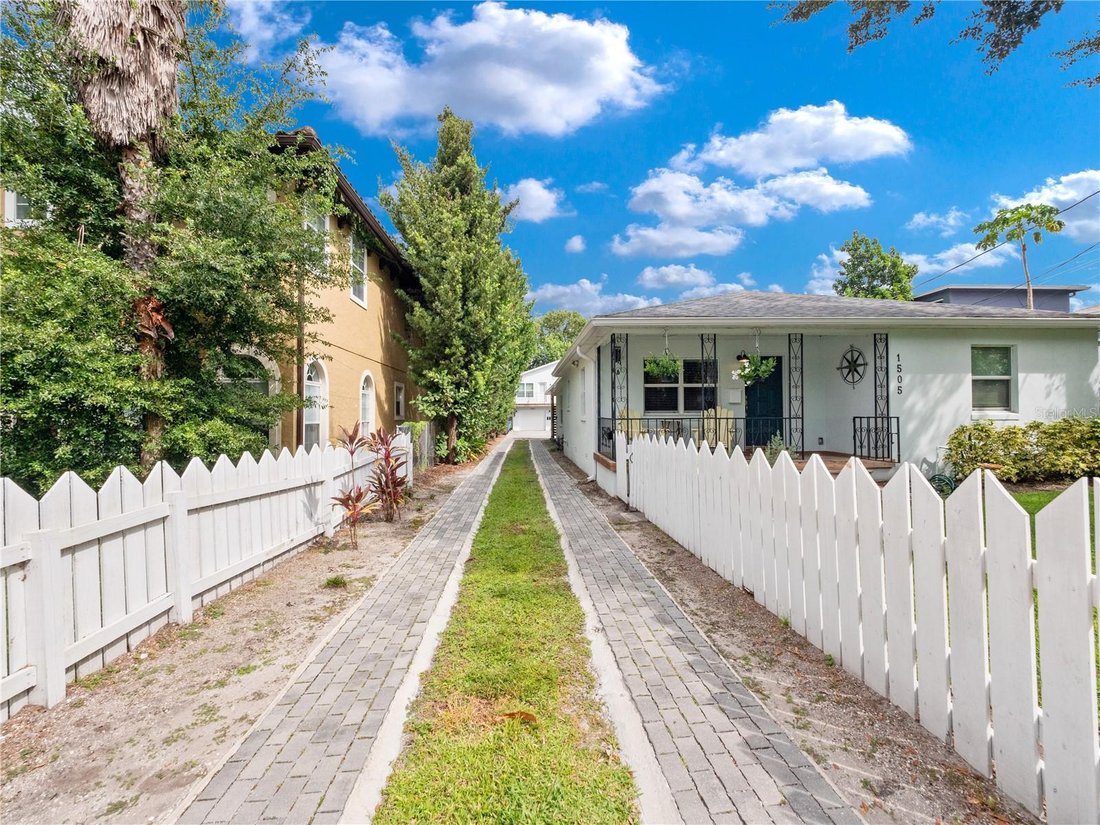 House in Orlando, Florida, United States 3 - 18233801