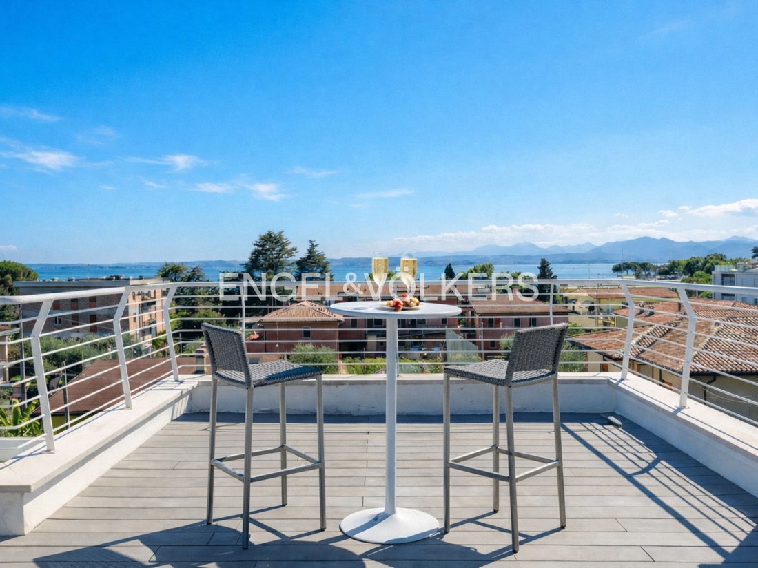 Apartment in Bardolino, Veneto, Italy 1 - 16987431