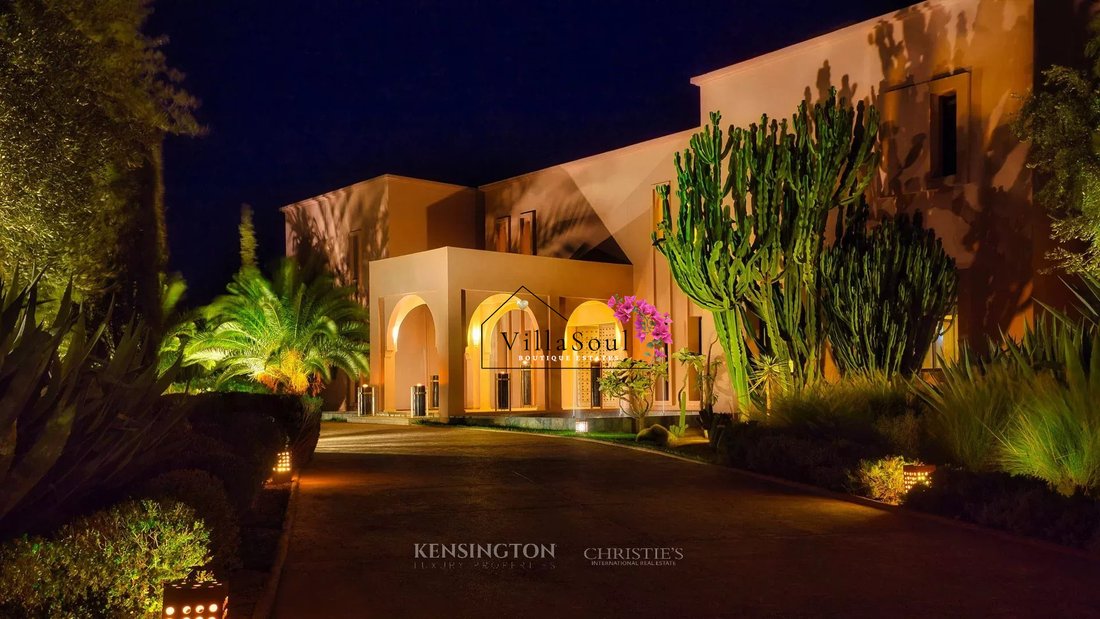 Villa in Medina, Marrakesh-Safi, Morocco 2 - 18235329