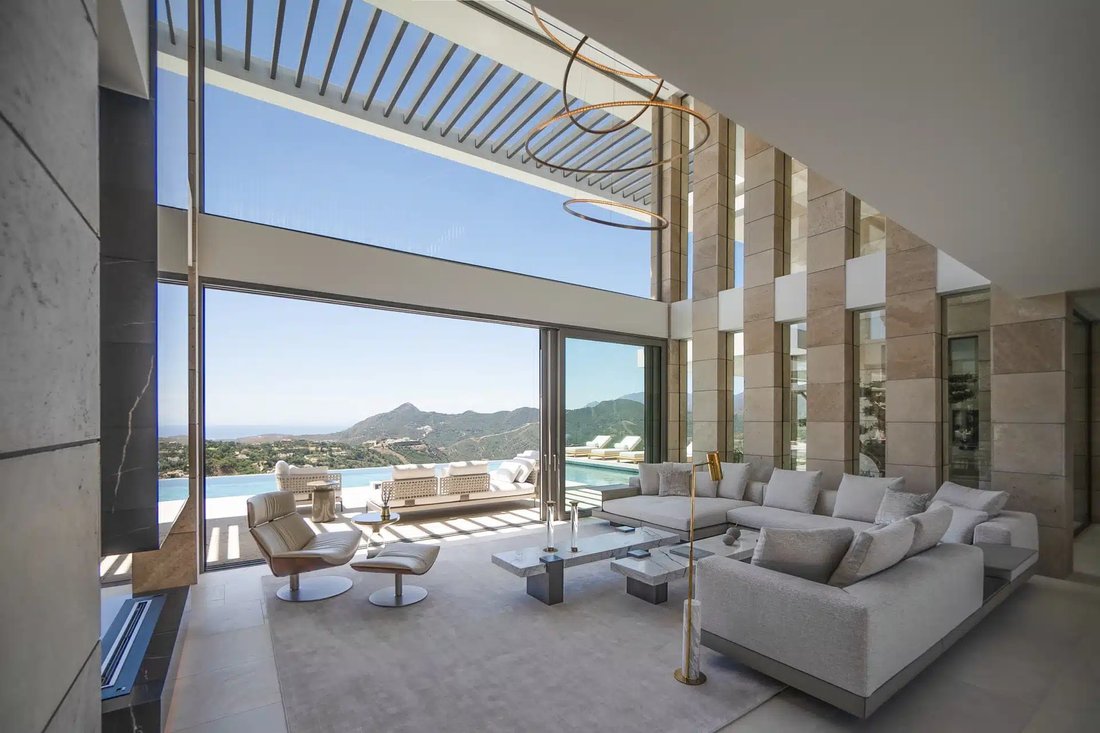 Villa in La Zagaleta, Benahavis, Andalusia 2 - 18235195
