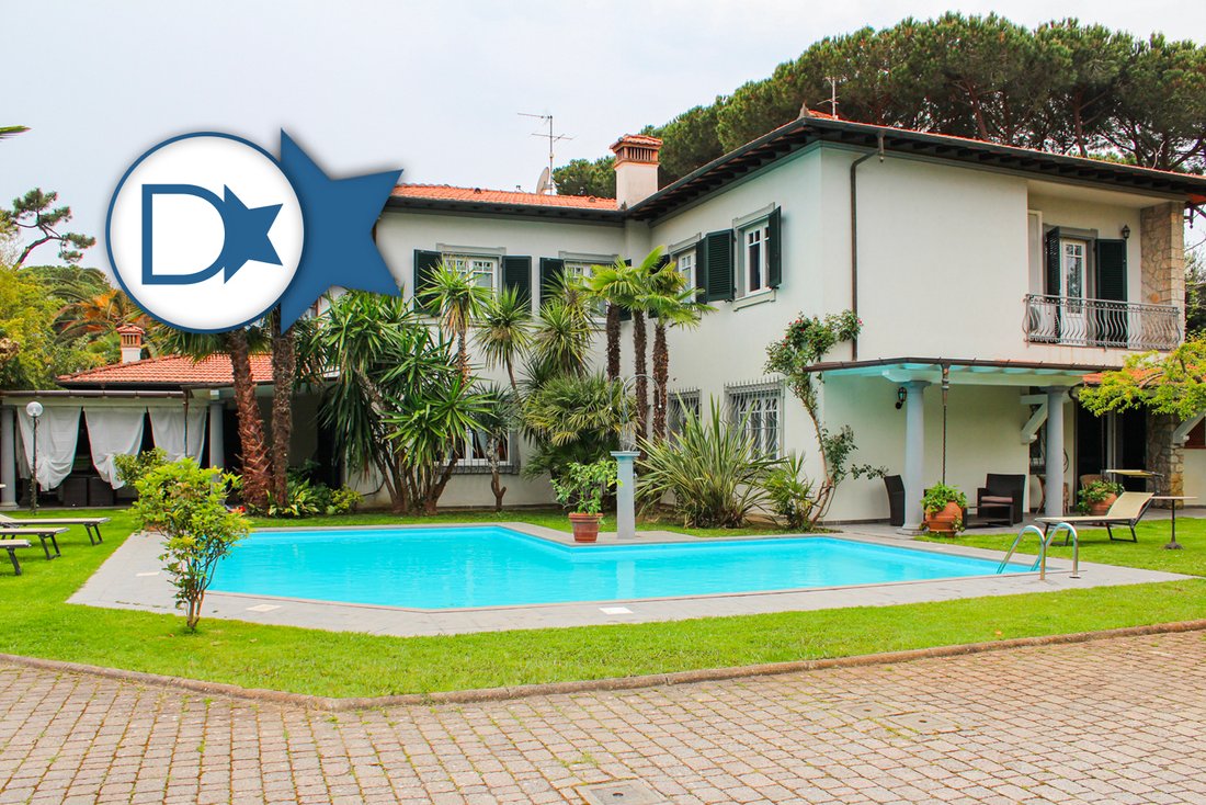 Villa in Vittoria Apuana, Forte dei Marmi, Tuscany 1 - 18235330