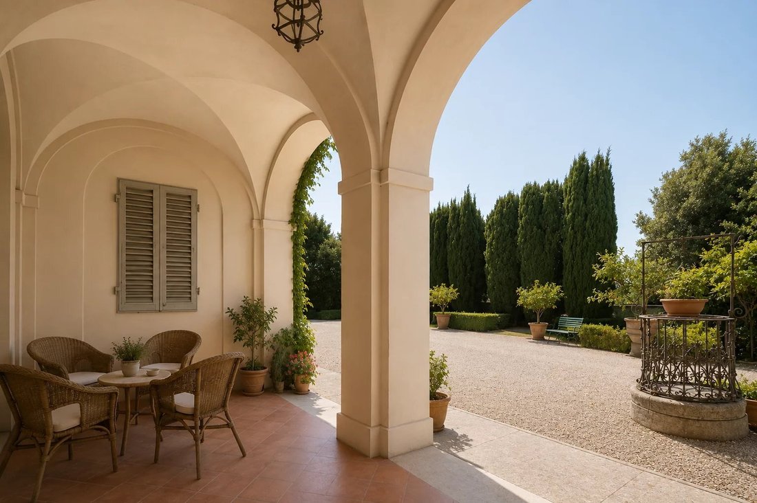 Villa in Siena, Tuscany, Italy 2 - 18235622