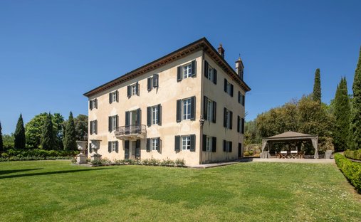Villa in Centro Storico, Lucca, Tuscany 1