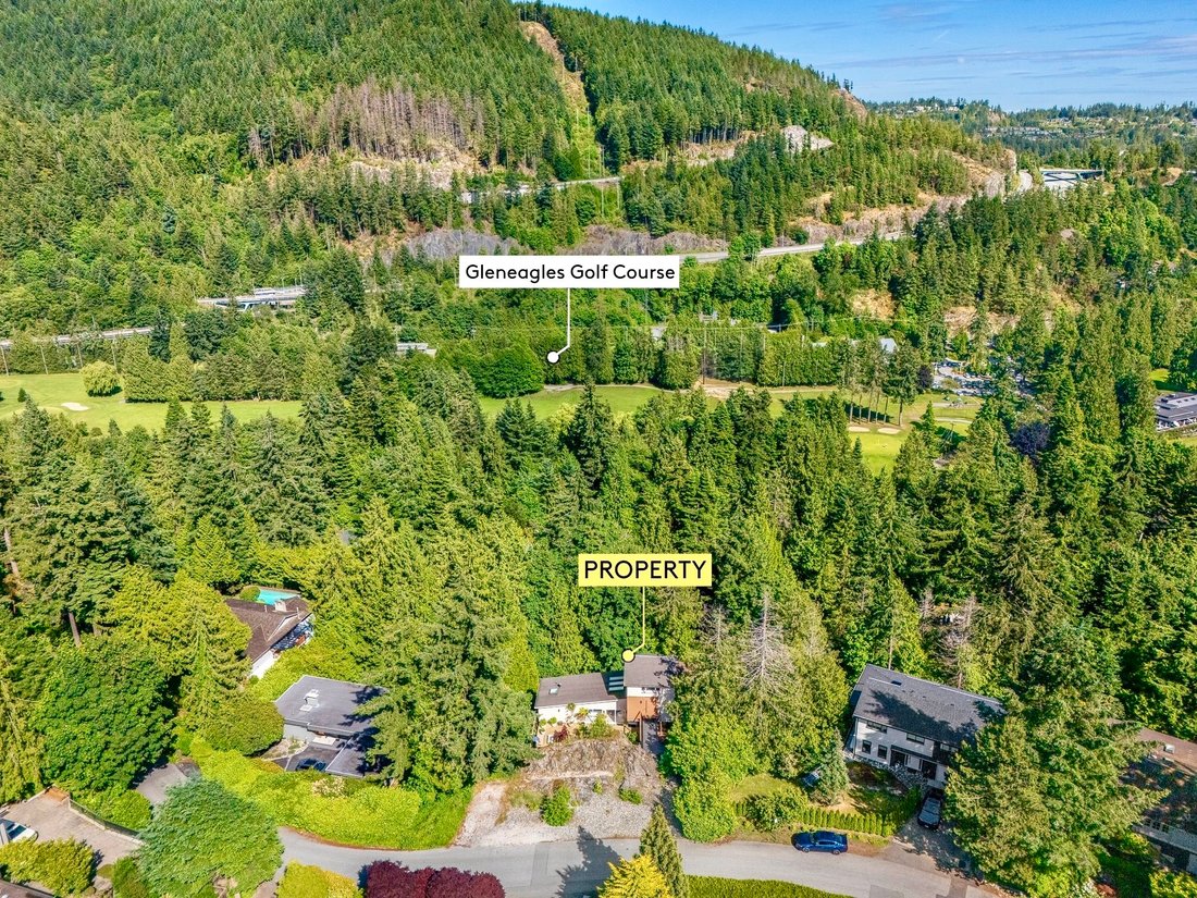 House in West Vancouver, British Columbia, Canada 3 - 18236716