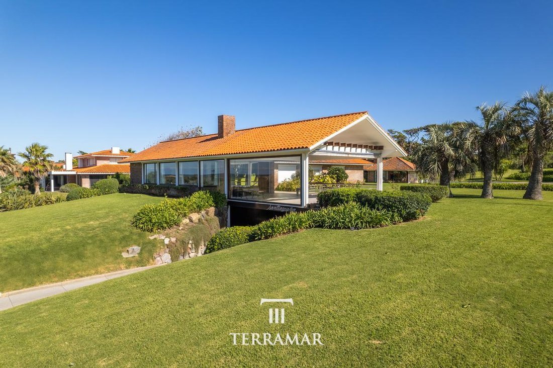 House in Punta del Este, Maldonado Department, Uruguay 3 - 18237937