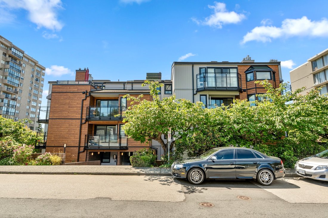 Apartment in West Vancouver, British Columbia, Canada 4 - 18236963