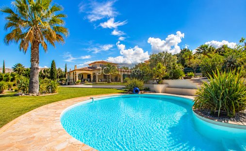 Villa in La Crau, Provence-Alpes-Côte d'Azur, France 1