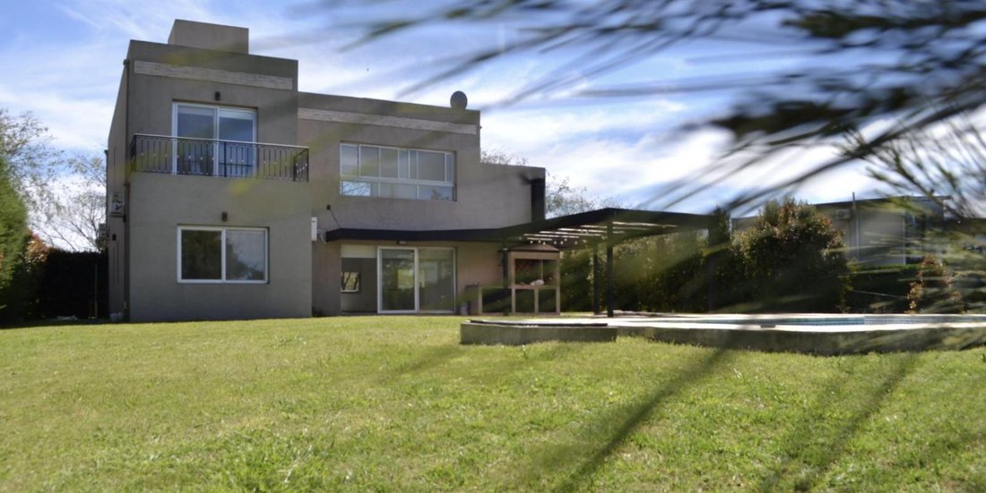 House in Martínez, Buenos Aires Province, Argentina 1 - 18239961