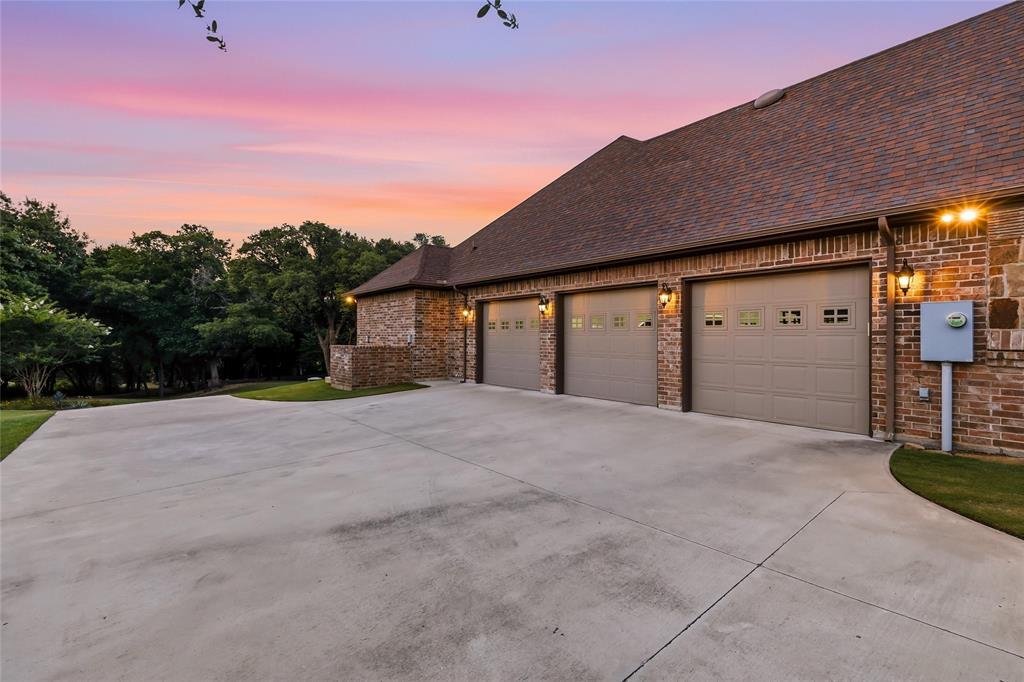 House in Azle, Texas, United States 5 - 18243811