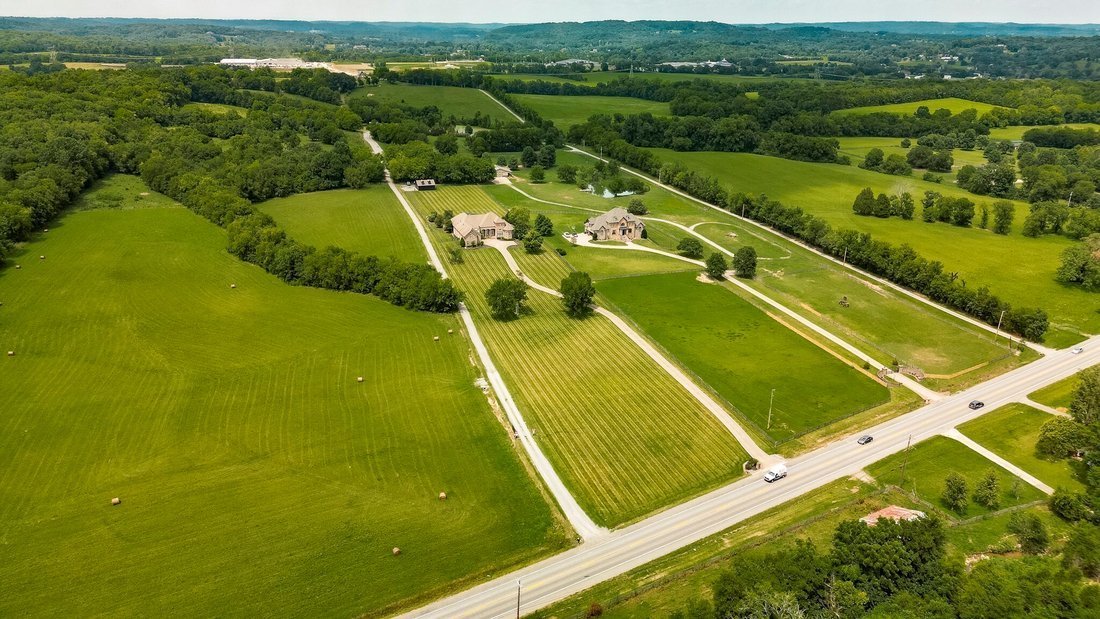 House in Hendersonville, Tennessee, United States 1 - 18243597