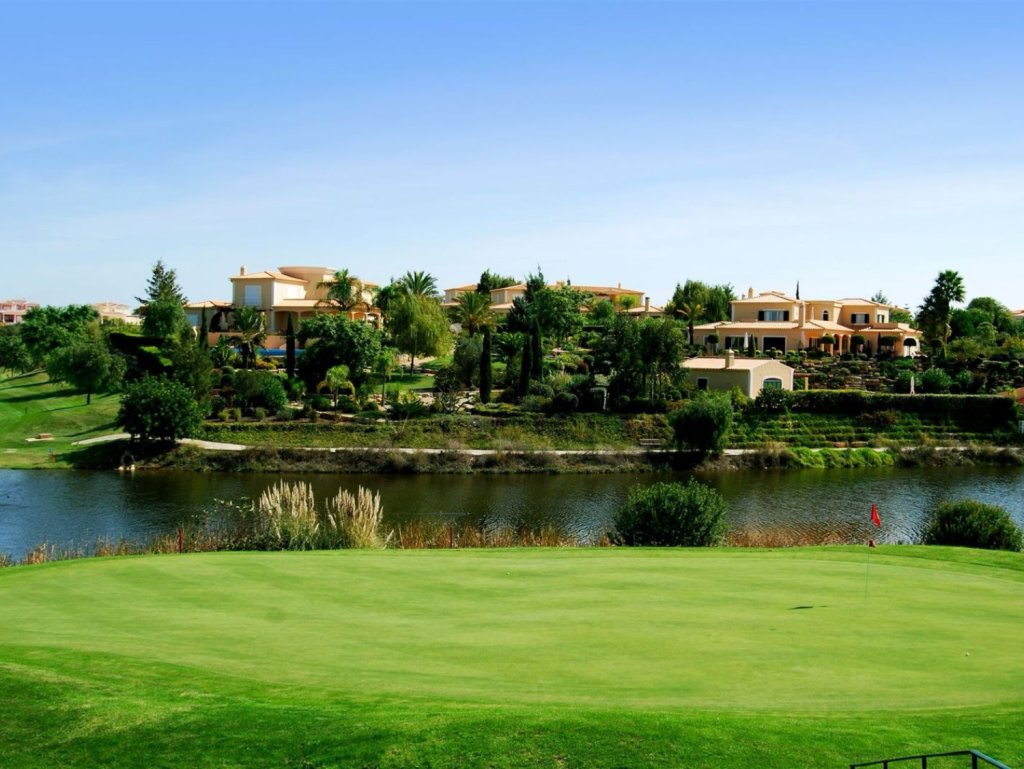 Estate in Parchal, Algarve, Portugal 1 - 16279691