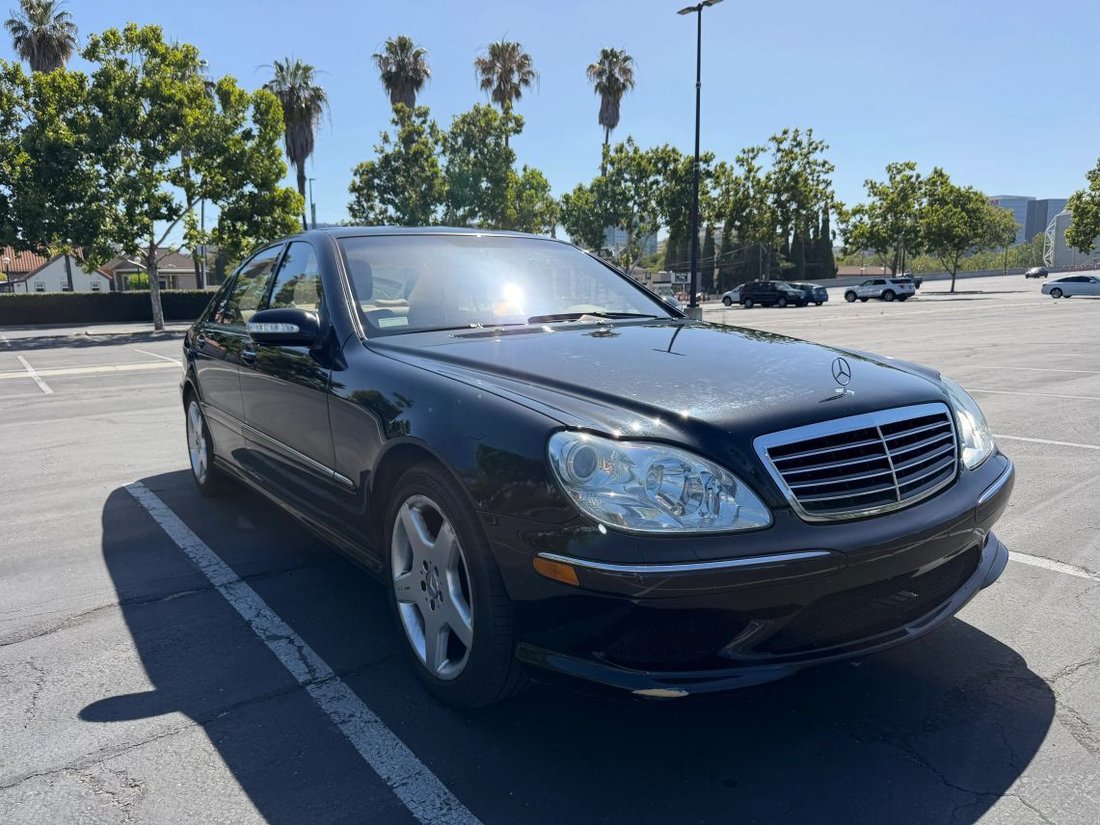 Sedan in San Jose, CA, United States 3 - 18240413