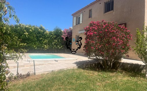 House in Ecarts, Roquebrune-sur-Argens, France 1