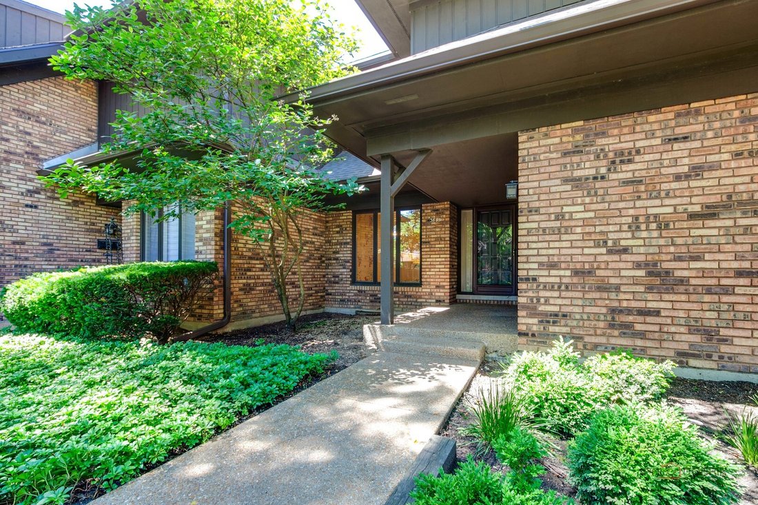 Condo in Northbrook, Illinois, United States 3 - 18244536