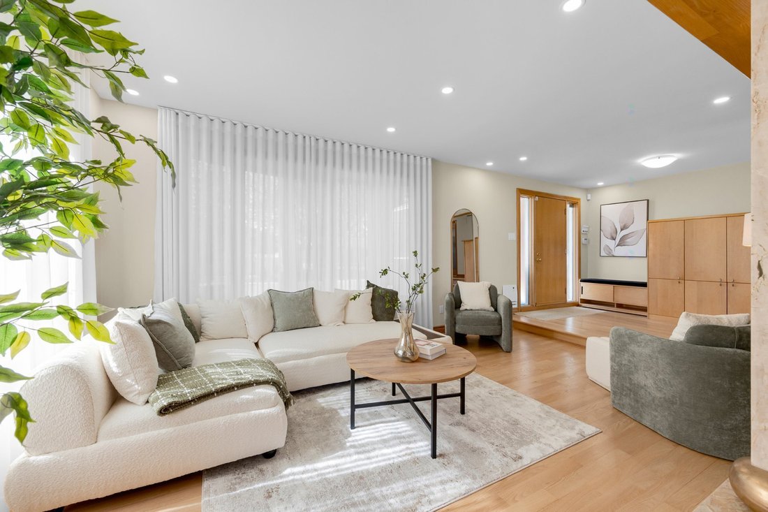 House in Brossard, Quebec, Canada 1 - 18242366