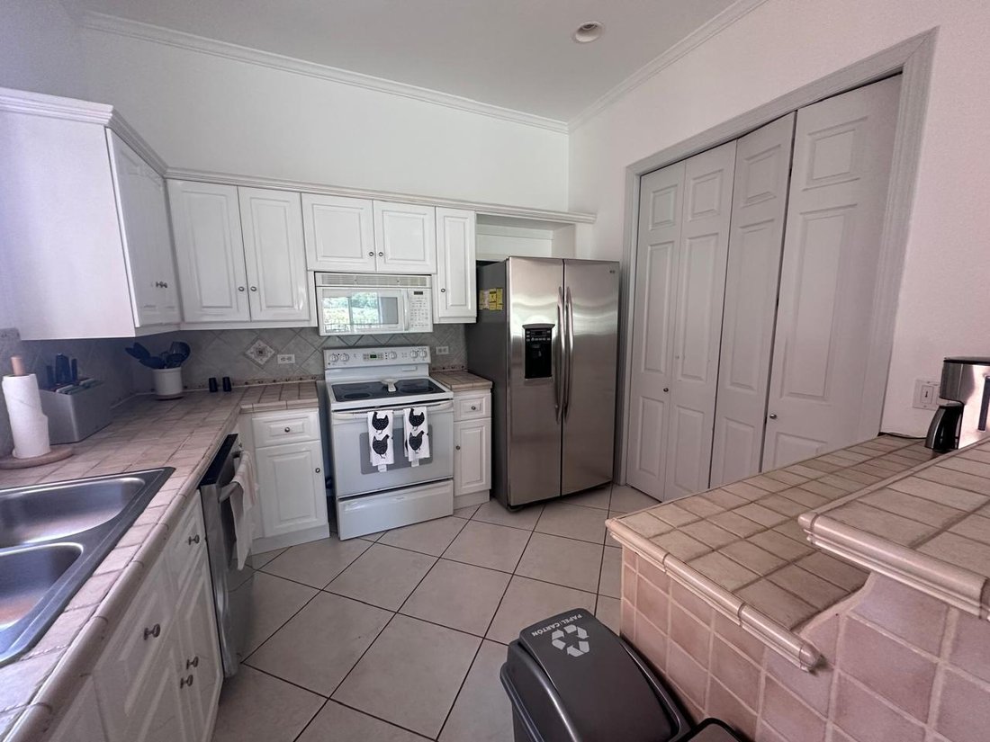 Apartment in Playa Herradura, Puntarenas Province, Costa Rica 2 - 18246298