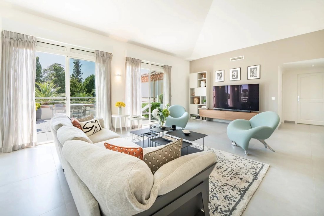 Apartment in Juan les Pins-Gallice, Antibes, France 5 - 18239309