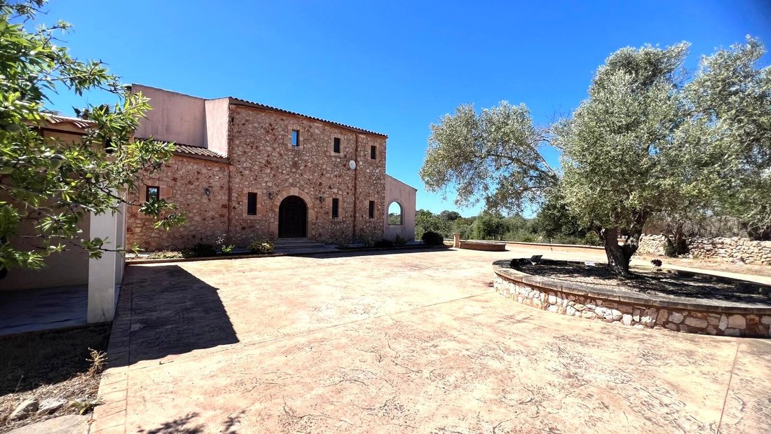 Finca in Santanyi, Balearic Islands, Spain 1 - 18242281