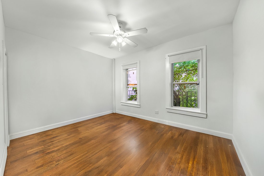 Townhouse in New York, New York, United States 5 - 18245070