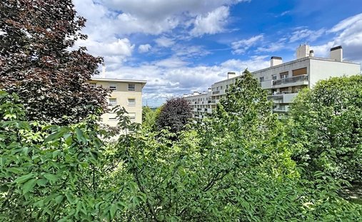 Apartment in Saint-Cloud, Ile-de-France, France 1