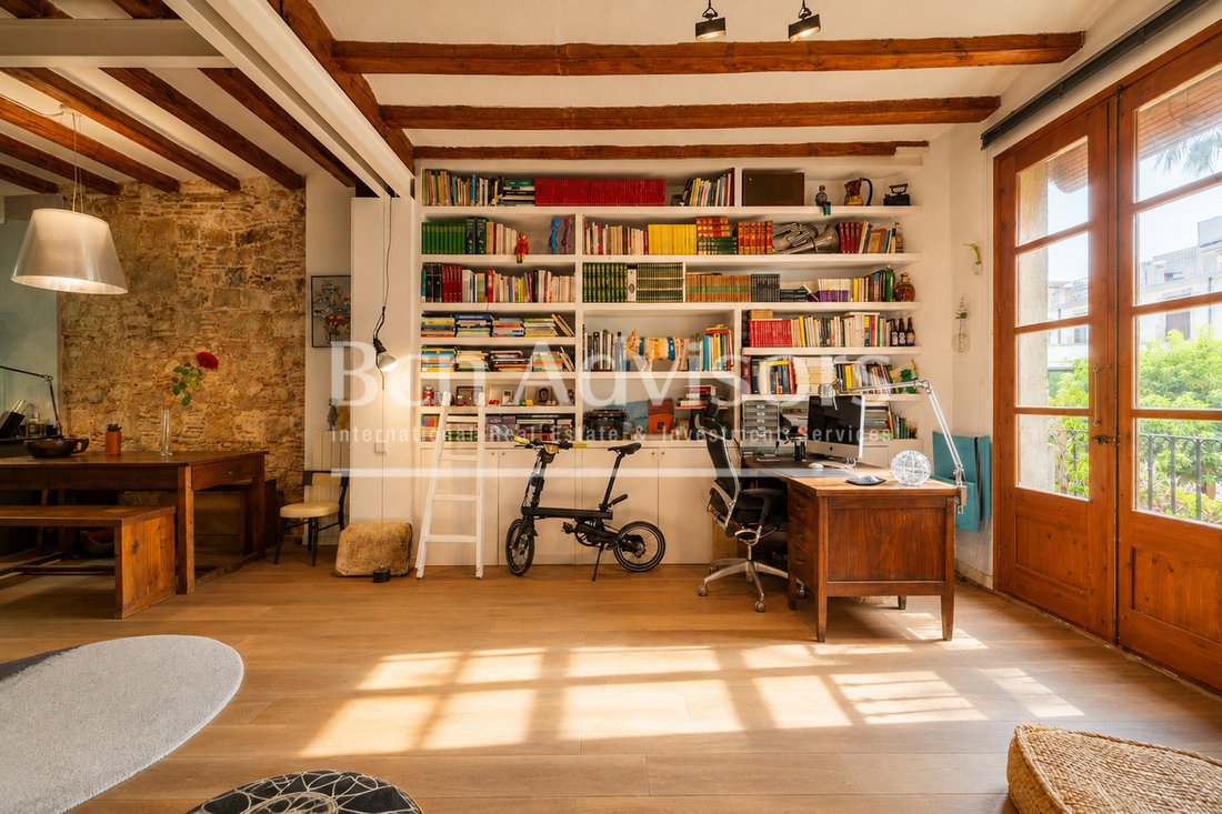 Apartment in Ciutat Vella, Barcelona, Spain 4 - 18245901