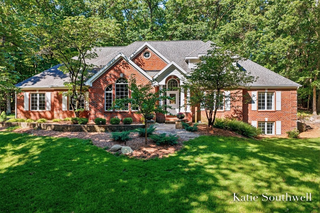 House in Forest Hills, Michigan, United States 1 - 18242461
