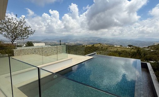 Villa in Tsada, Paphos, Cyprus 1