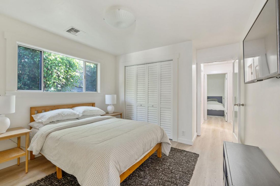 House in Los Angeles, California, United States 3 - 18061262