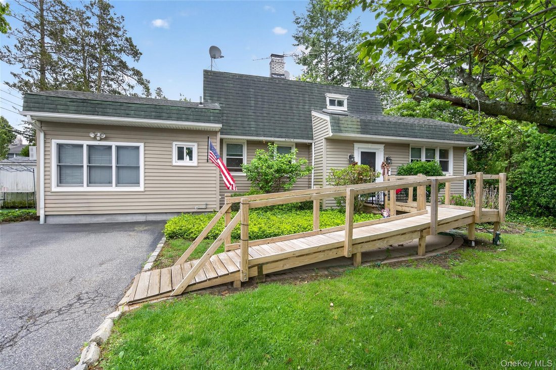 House in Carle Place, New York, United States 2 - 18238675