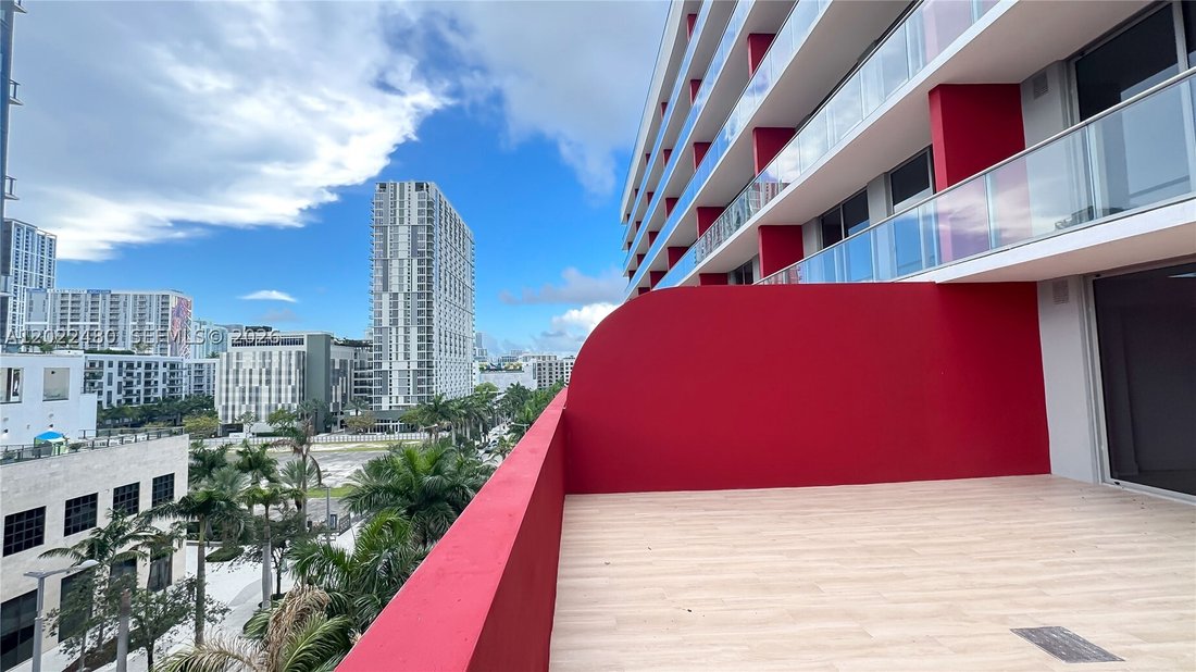 Condo in Miami, Florida, United States 1 - 17985115