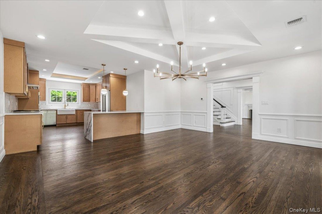 House in Rockville Centre, New York, United States 5 - 18235925