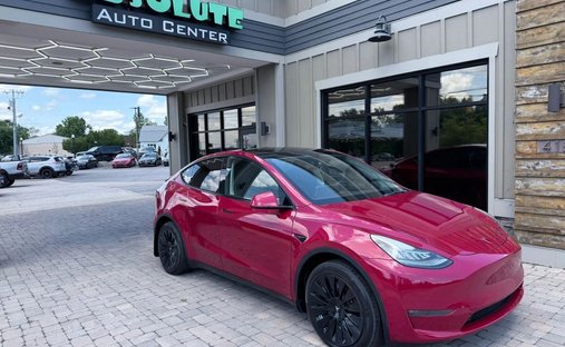2022 Tesla Model Y Long Range Sport Utility 4D in Murfreesboro, TN, United States 1