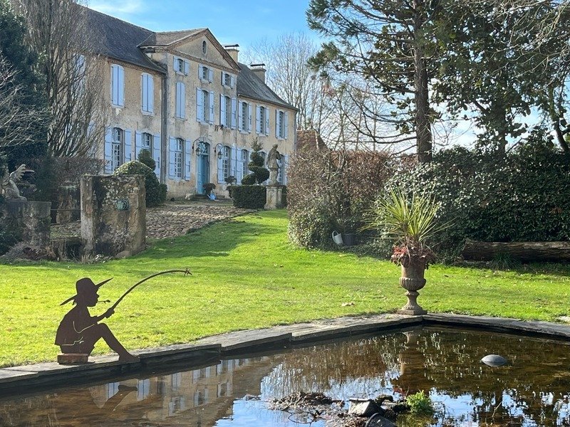 Castle in Pau, Nouvelle-Aquitaine, France 2 - 18239233
