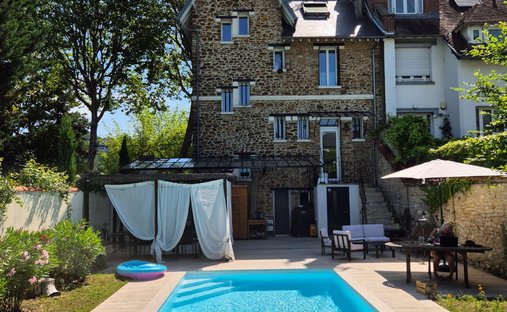 House in Adamville, Saint-Maur-des-Fossés, France 1