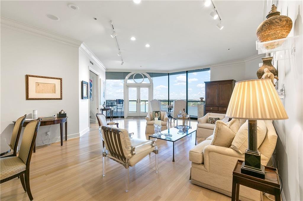 Condo in New Orleans, Louisiana, United States 3 - 18243636