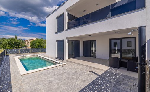 House in Malinska, Primorje-Gorski Kotar County, Croatia 1