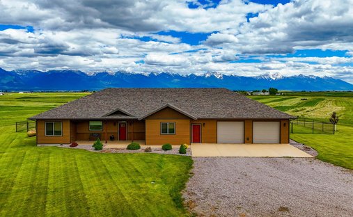 House in Ronan, Montana, United States 1