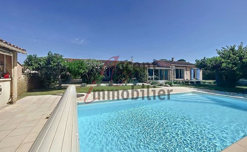 House in Mollégès, Provence-Alpes-Côte d'Azur, France 1