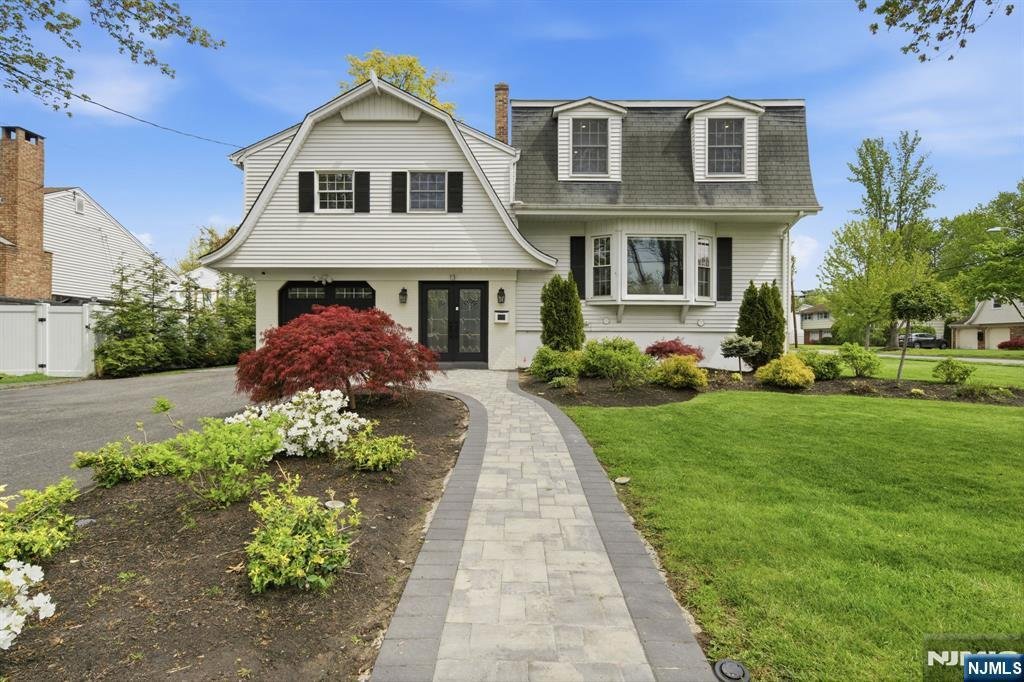 House in Paramus, New Jersey, United States 2 - 18082421