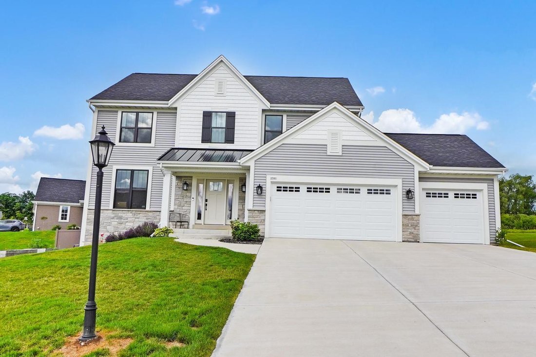 House in Waukesha, Wisconsin, United States 1 - 18241635